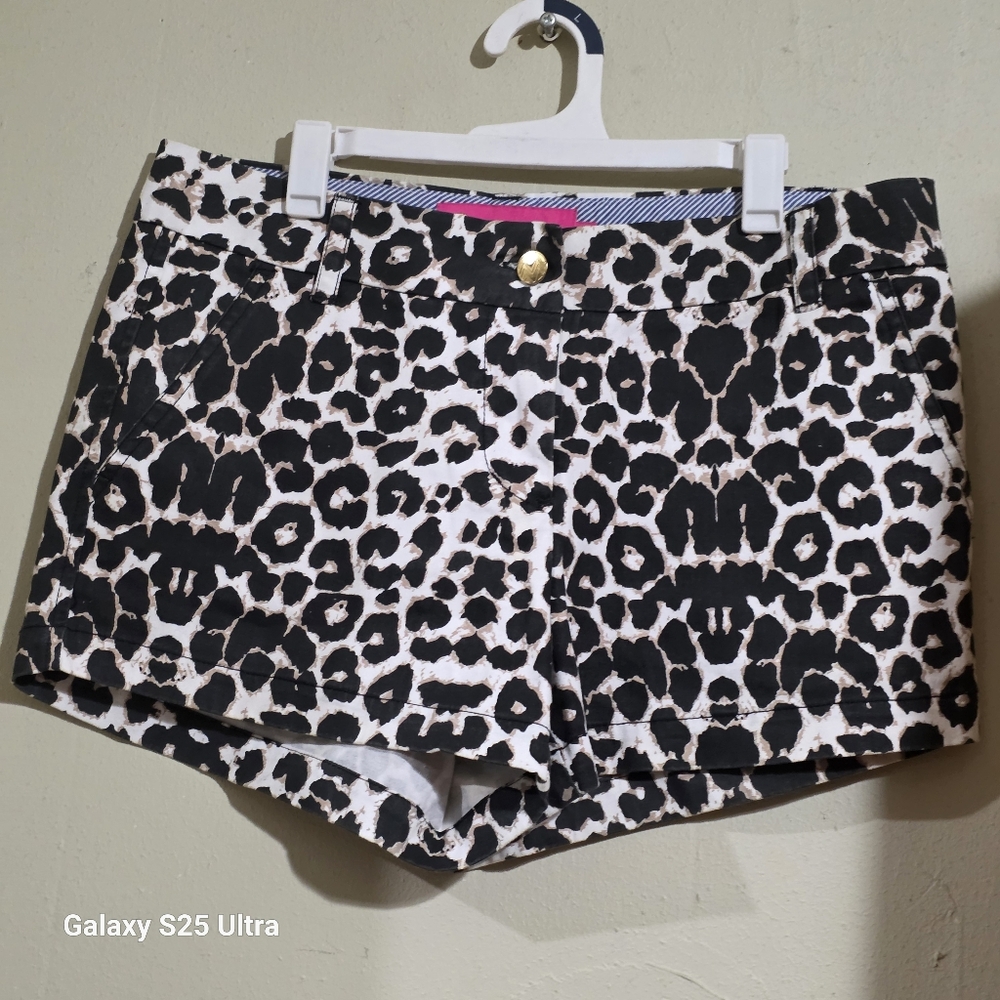 Macbeth Collection by Margaret Josephs Black and White Leopard Jean Shorts
